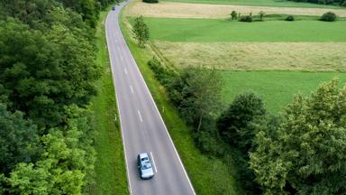 duitsland_algemeen_onderweg_snelweg_auto_groen_landschap_getty