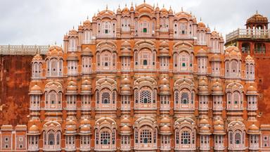 india_jaipur_hawa-mahal_b