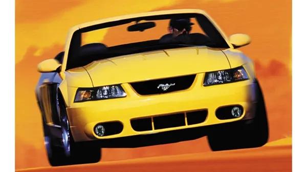 Ford Mustang IV