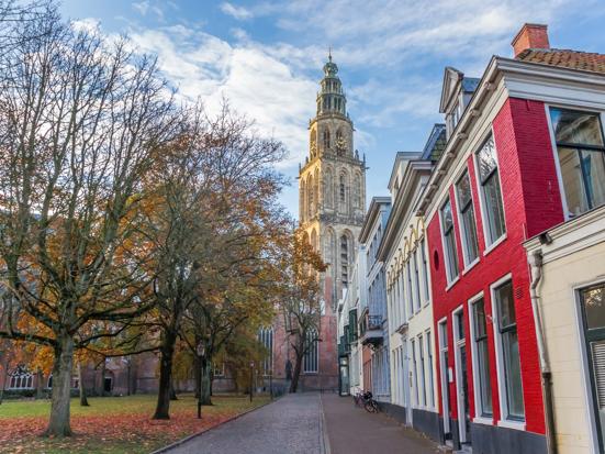 Martinitoren in de herfst