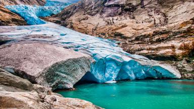 noorwegen_vestland_briksdalsbreen_glestjer_ijs_shutterstock_1054814354