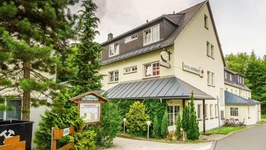 Duitsland_Marienberg_Berghotel_Drei_Brüder_Höhe_Exterieur
