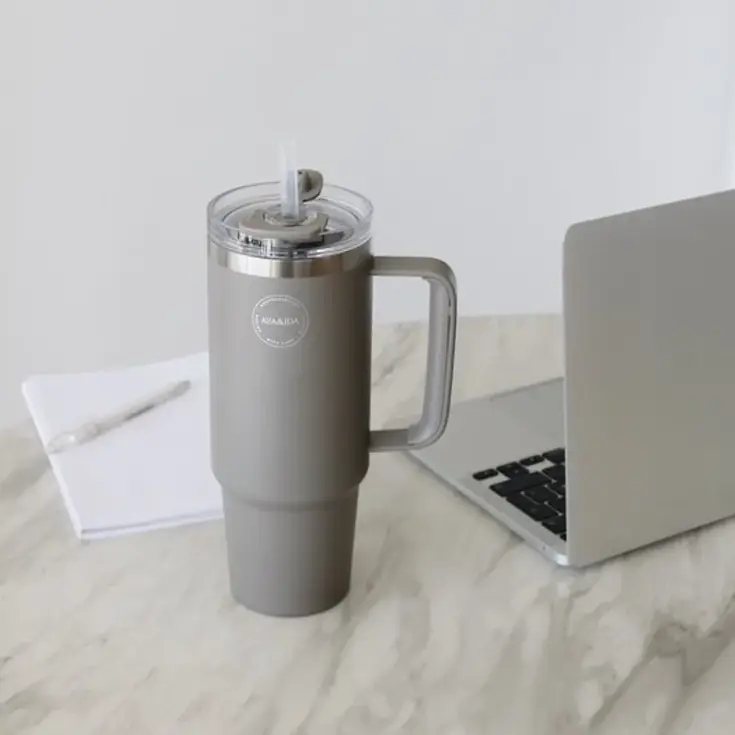 Thermosbeker AYA&IDA Thermocup with staw 885 ml