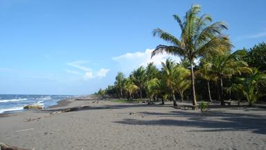 costa-rica_limon_tortuguero_strand_w