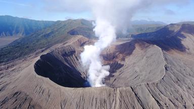 indonesie_java_bromo vulkaan_drone_o.jpg