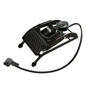 Voetpomp met dubbele cilinder en manometer