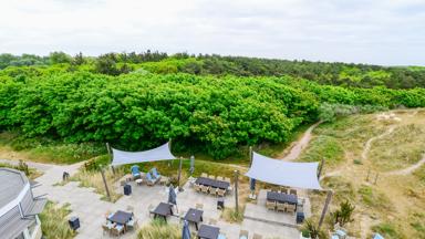 Nederland_Texel_Grand_Hotel_Opduin_Terras_Luchtfoto