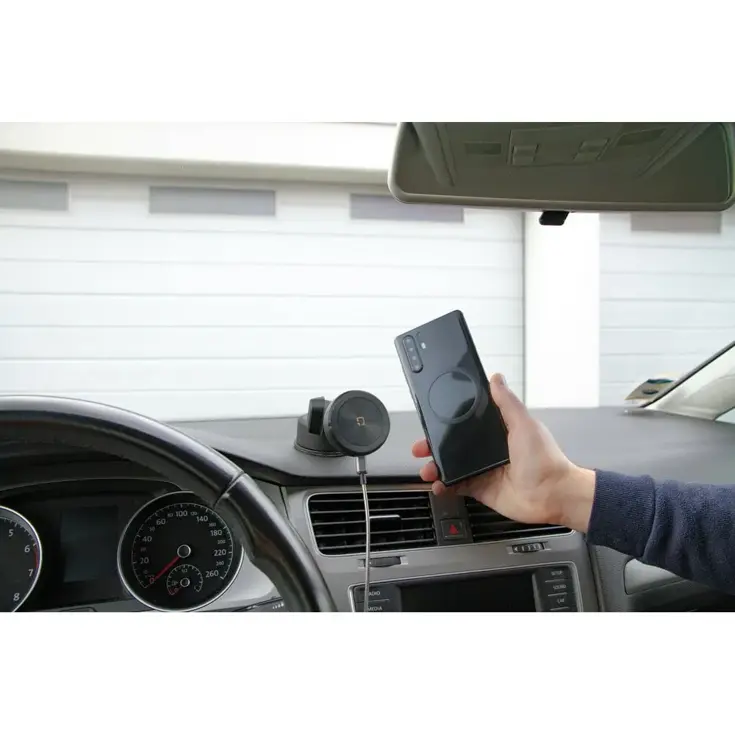 Auto telefoonoplader met zuignap