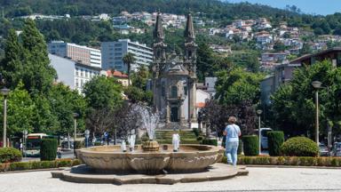 Portugal_Douro_cruises_Vasco da Gama_stad Guimaraes02_copyright