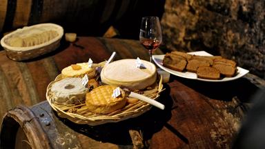 frankrijk_algemeen_kaas_wijn_eten_office_du_tourisme