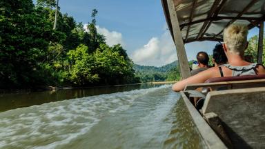 maleisie_taman-negara_boottocht-naar-mutiara-hotel_tembeling-rivier_b.jpg