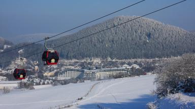 Duitsland_Sauerland_Willingen_Sauerland Stern_winter_kabelbaan uitzicht Sauerland Stern_h