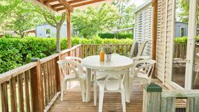 Frankrijk-Provence-Volonne-Camping-Sunelia-Hippocampe-Driekamerstacaravan-Cottage-Loisir-Confort-32m2 (2)
