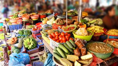 vietnam_hoi-an_markt_groente_fruit_kleurrijk_b.jpg