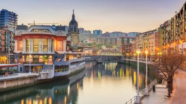 spanje_bilbao_ribera_foodmarket_shutterstock.jpg
