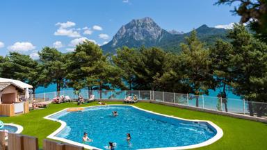 Frankrijk-Haute-Provence-Lac-de-Serre-Poncon-Prunieres-Camping-Sunelia-la-Presquile (7)