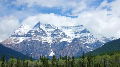 canada_british-columbia_mount-robson_f