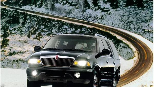 Lincoln Navigator IX