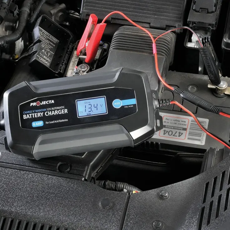 AC080 8 fase autom. acculader, 8,0 A, 12 V