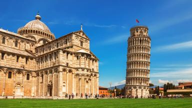 italie_toscane_pisa_toren-van-pisa_kathedraal_shutterstock_1284076549