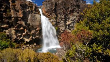 nieuw-zeeland_tongariro-national-park_tongariro-falls-track_b.jpg