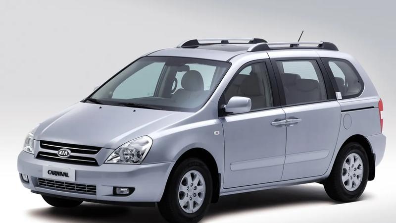 Kia Carnival II