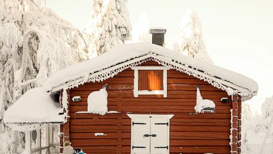 finland_arctic-lakeland_vuokatti_wintercottage