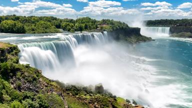 canada_verenigde-staten_niagara-falls_waterval_water_natuur_shutterstock