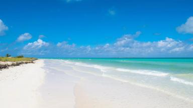 cuba_cayo-santa-maria-paradise-beach_strand_shutterstock_1275873187
