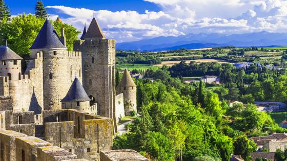 wandelrondreis_frankrijk_occitanie_pyreneeen_carcassonne_chateau_uitzicht_shutterstock
