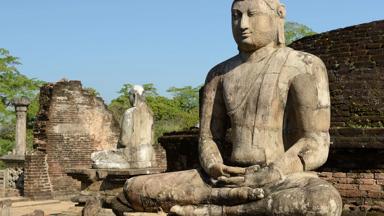 sri lanka_polonnaruwa_boeddha_beeld_shutterstock_b