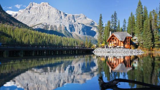 canada_yoho-national-park_emerald-lake_bergen_meer_b