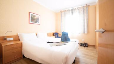hotel_spanje_pyreneeen_prullans_cerdanya ecoresort_appartement populina_slaapkamer_hotel
