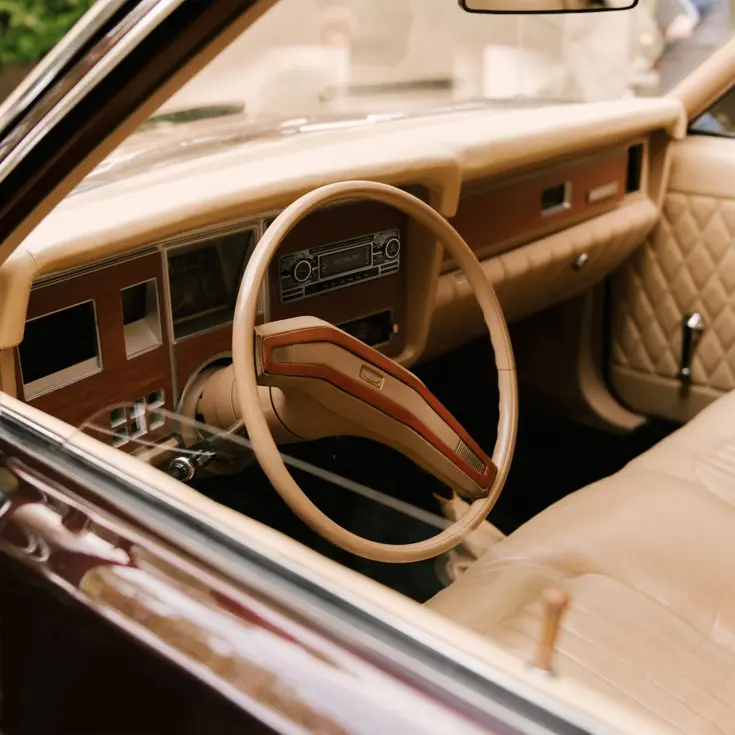 1-DIN Retro Autoradio Bluetooth USB-C AUX