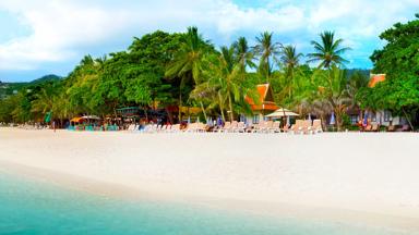 hotel_thailand_koh-samui_fairhouse-beach-resort_strand-ligbedden
