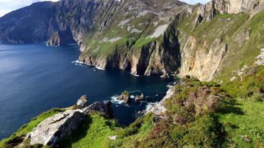 ierland_county-donegal_slieve-league_klif_zee_wild-atlantic-way_shutterstock