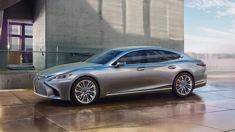 Lexus Ls-Serie V