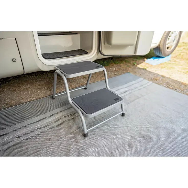 Stalen opstapje voor caravan en camper