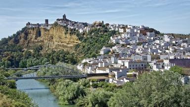 spanje_andalusie_arcos-de-la-frontera_pueblos-blancos_witte-dorpen_rivier_brug_pixabay