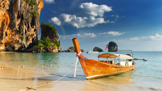 thailand_algemeen_zuid-thailand_phi-phi_longtailbootje_andaman-zee_b