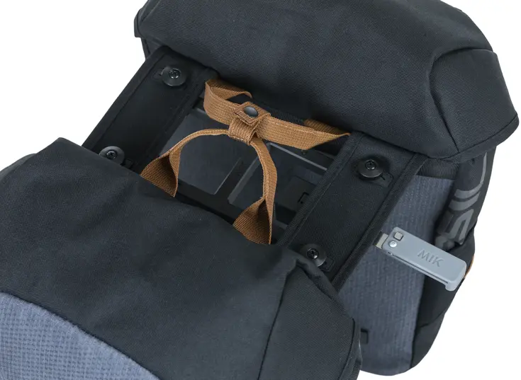 Dubbele Fietstas Basil Miles MIK - 34 Liter
