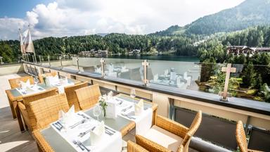 hotel_Oostenrijk_Karinthie_Turracher_Hoehe_terras_diner_a