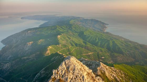 griekenland_chalkidiki_mount athos_uitzicht_shutterstock_1701509848