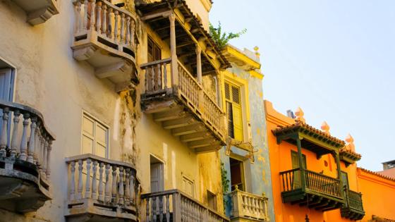 colombia_cartagena_straatbeeld_huizen_gevels_1_b