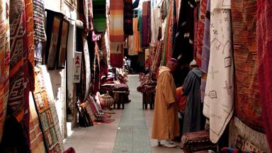 marokko_marrakech_souk_tapijten_local_w.jpg