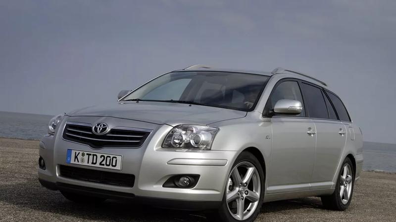 Toyota Avensis II 1e facelift