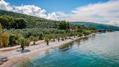 griekenland_thessalie_pilion_razi-beach_strand_zee_shutterstock_1751780630