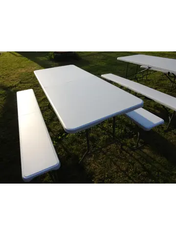 Inklapbare tafel en banken set - kunststof