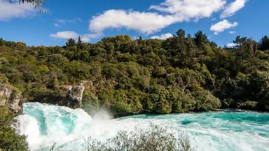 nieuw-zeeland_lake taupo_huka falls_b