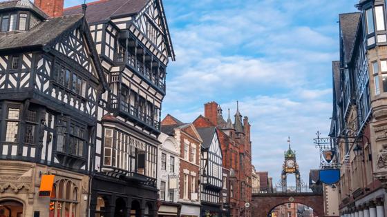 engeland_chester_chester-klok_straatbeeld_shutterstock_140489206